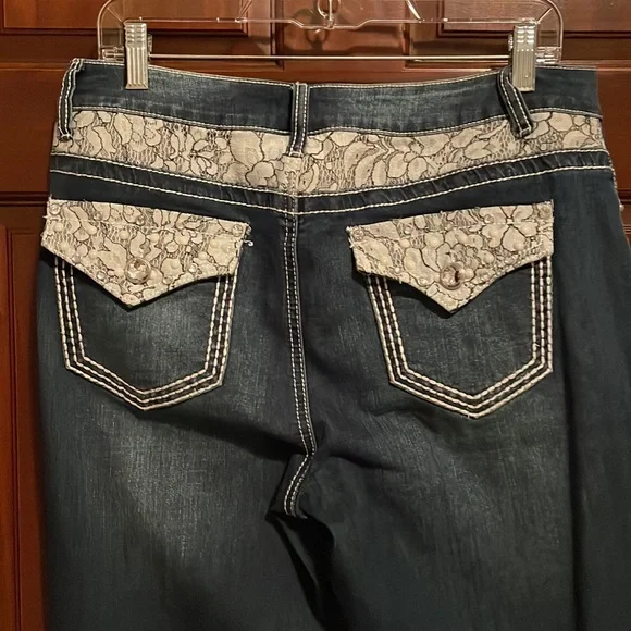 Est. 1946 jeans size 12. - Picture 8 of 16